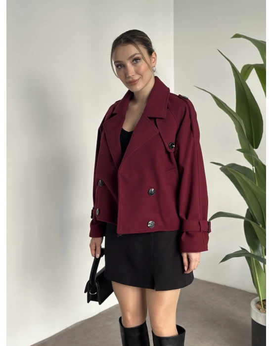 Düğmeli astarlı kısa kaşe kaban bordo