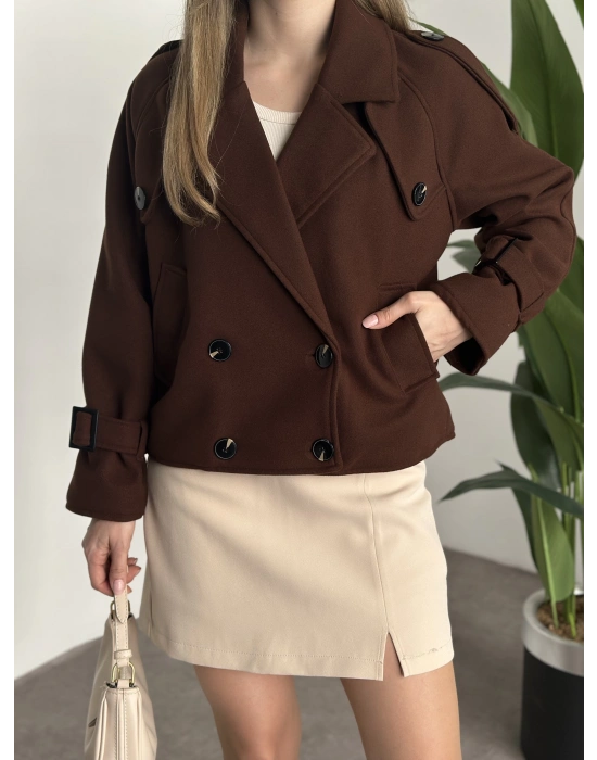 Düğmeli astarlı kısa kaşe kaban kahve