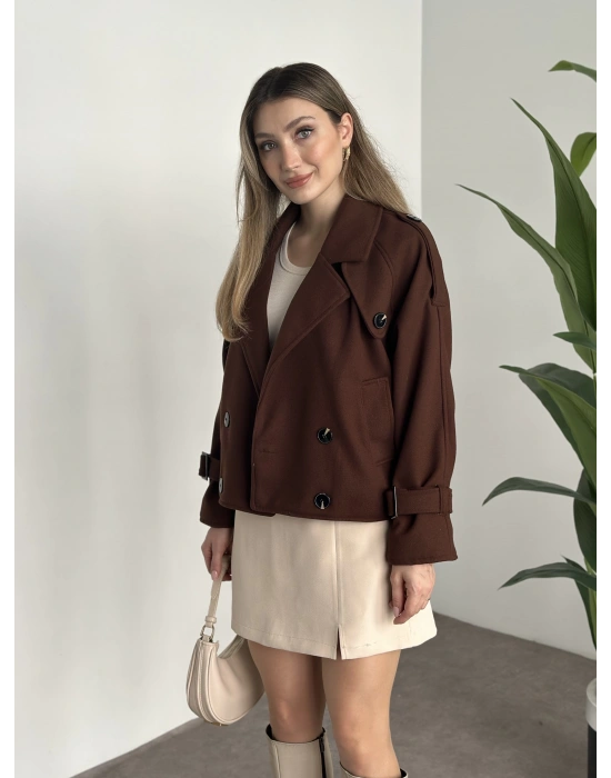 Düğmeli astarlı kısa kaşe kaban kahve