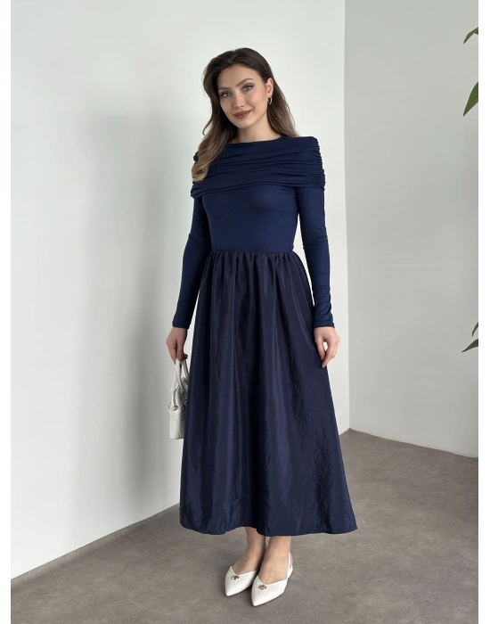 Geniş etekli önü büzgü detaylı muadil elbise lacivert