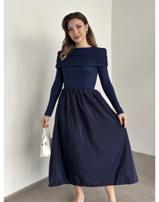 Geniş etekli önü büzgü detaylı muadil elbise lacivert