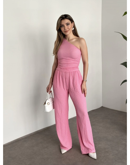 Gofre kumaş tek omuz detaylı takım pembe