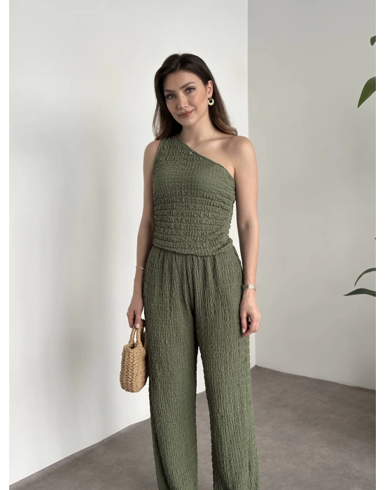 Gofre kumaş tek omuz detaylı takım yeşil