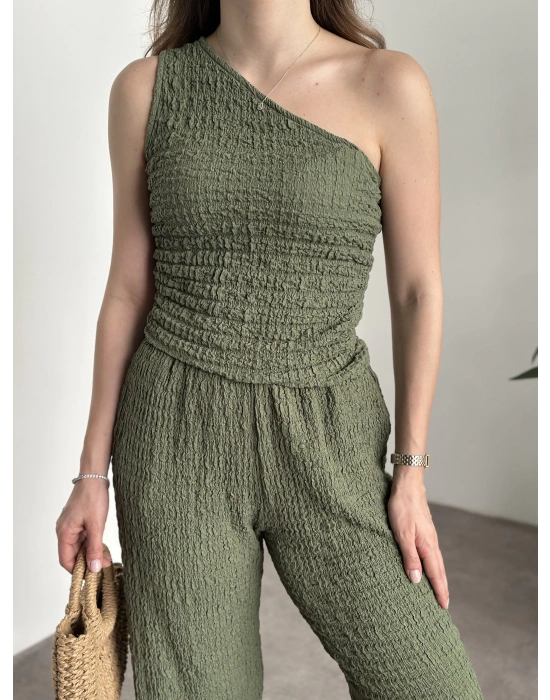 Gofre kumaş tek omuz detaylı takım yeşil