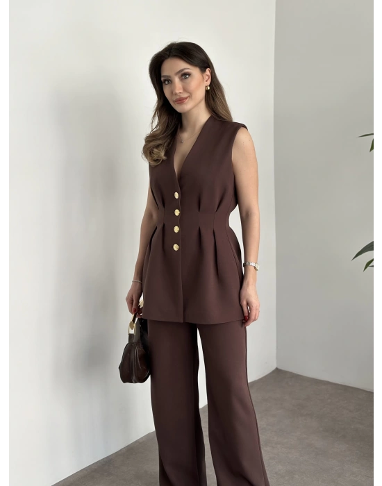 Gold düğmeli belden oturtmalı takım kahve