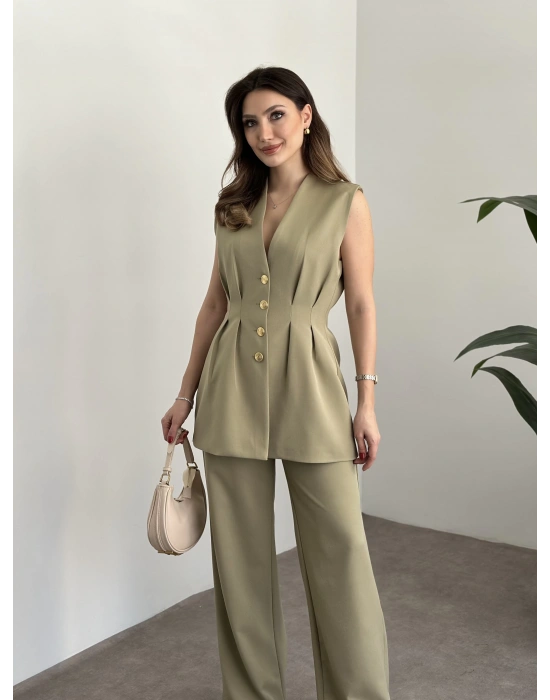 Gold düğmeli belden oturtmalı takım yeşil