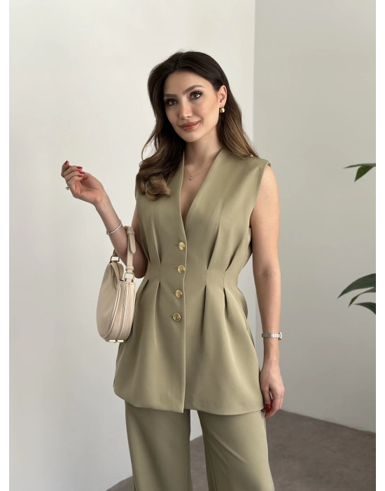 Gold düğmeli belden oturtmalı takım yeşil