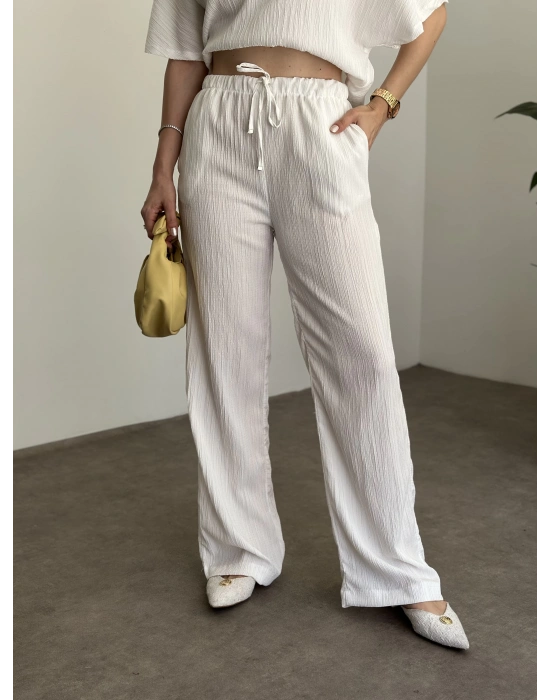 Gömlek yaka gofre kumaş takım beyaz