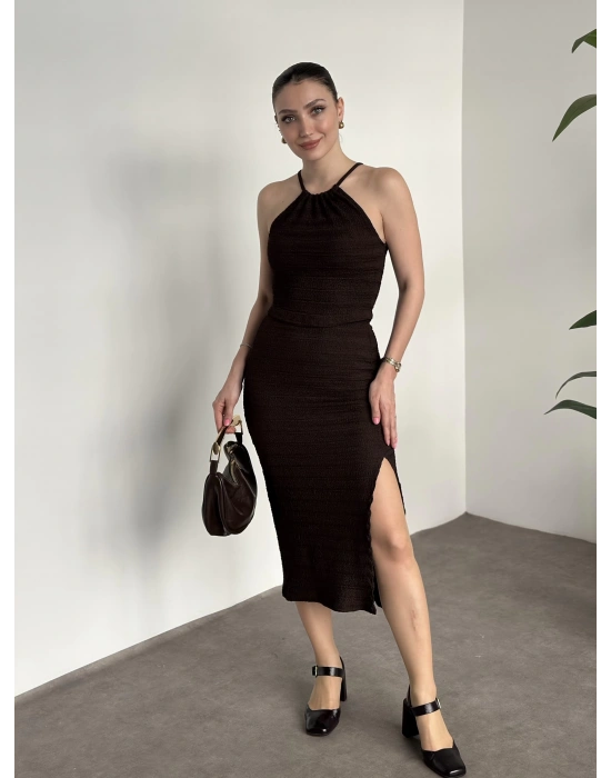 İp geçmeli bluz yırtmaç etekli bürümcük takım kahve