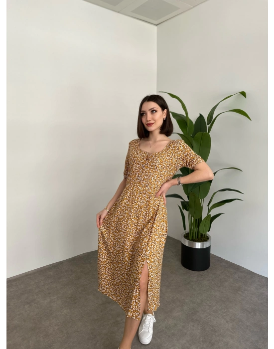 Kare Yaka Düğmeli Yırtmaç Detay Elbise Sarı