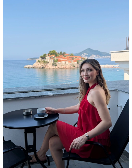Kat kat volanlı etek ucu uzun elbise kırmızı