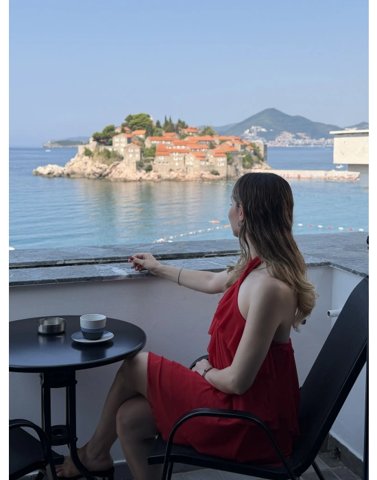 Kat kat volanlı etek ucu uzun elbise kırmızı