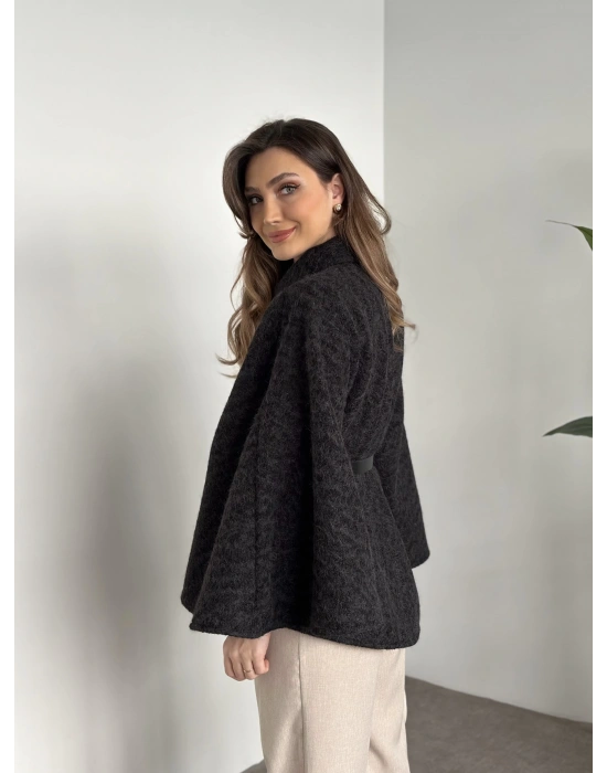 Kemerli saçaklı kaşe panço siyah