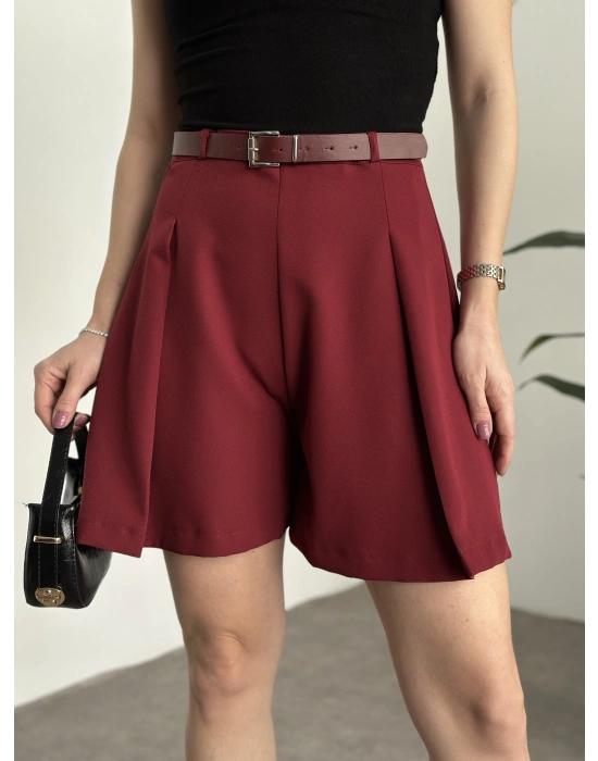 Kendinden kemerli piliseli mini şort bordo
