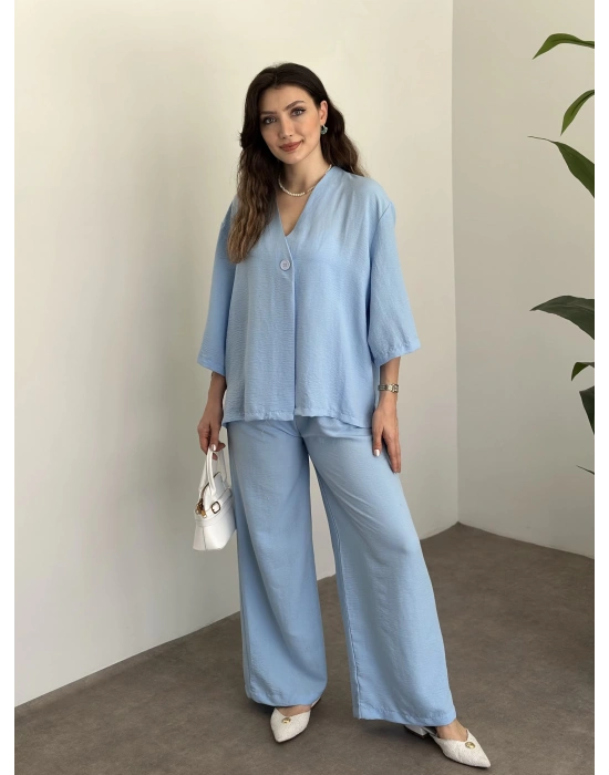 Kimona düğmeli takım bebek mavisi