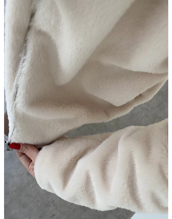 Kısa Kapsonlu Kürk krem