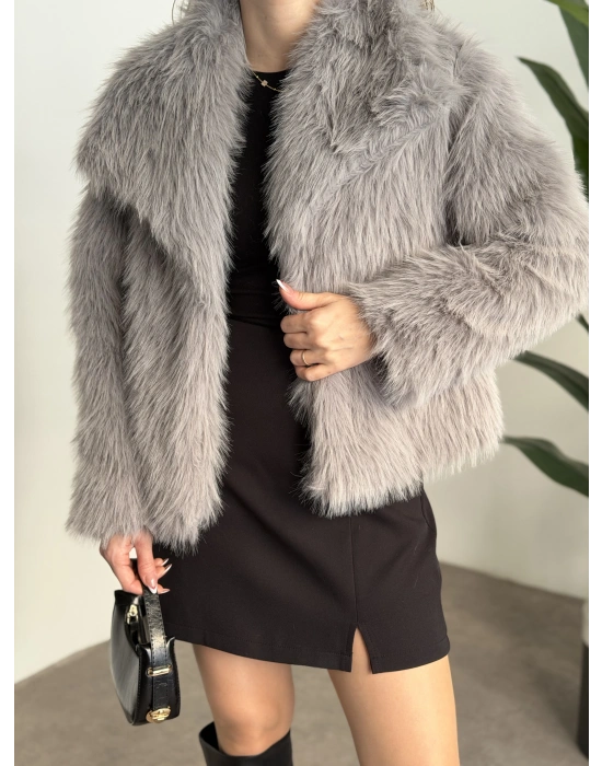 Kruvaze yaka astarlı kürklü mont gri