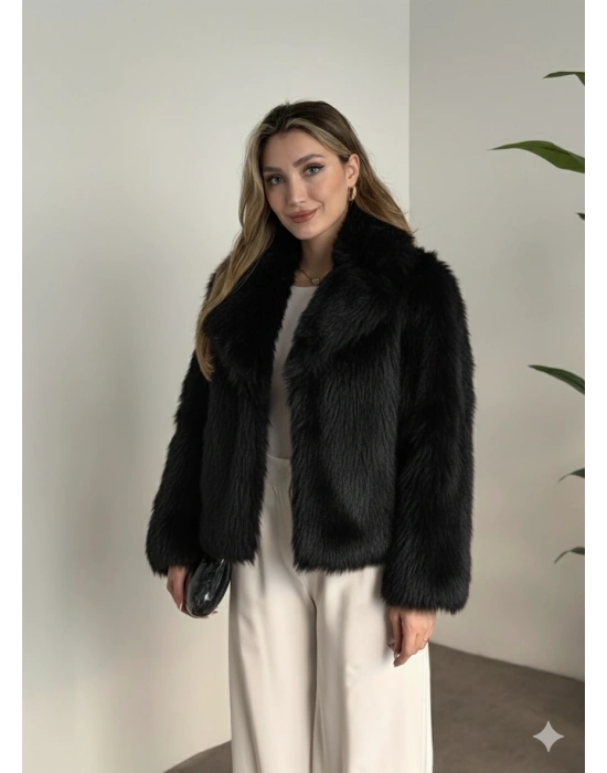 Kruvaze yaka astarlı kürklü mont siyah
