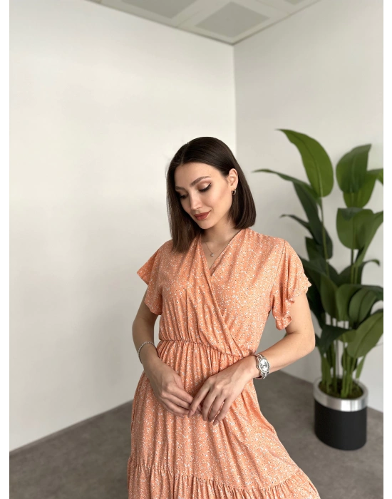 Kruvaze yaka viskon elbise Pudra Beyaz Küçük Çiçekli