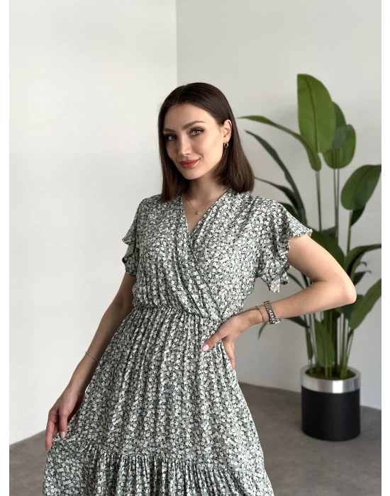 Kruvaze yaka viskon elbise Yeşil Küçük Beyaz Çiçekli