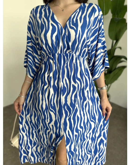 Kruvaze Yaka Yırtmaçlı Zebra Desen Bol Kesim Elbise Mavi