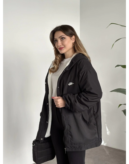 Logo detay içi tamamen peluş oversize yağmurluk mont siyah