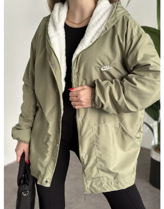 Logo detay içi tamamen peluş oversize yağmurluk mont yeşil