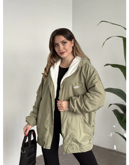 Logo detay içi tamamen peluş oversize yağmurluk mont yeşil
