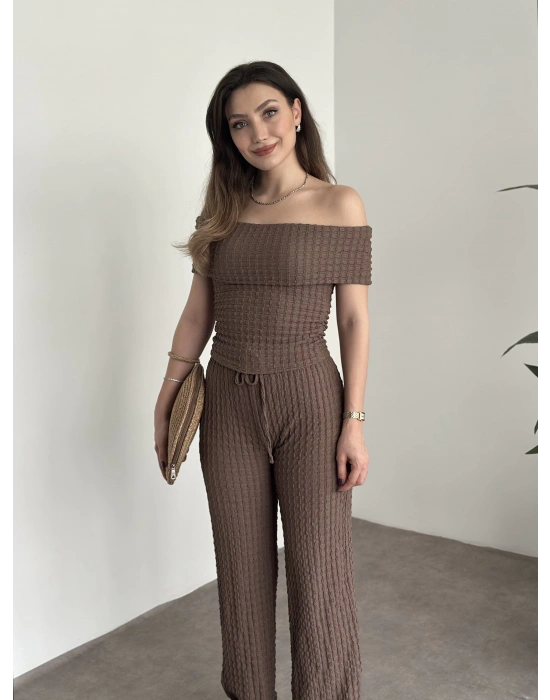 Madonna yaka gofre kumaş takım Vizon