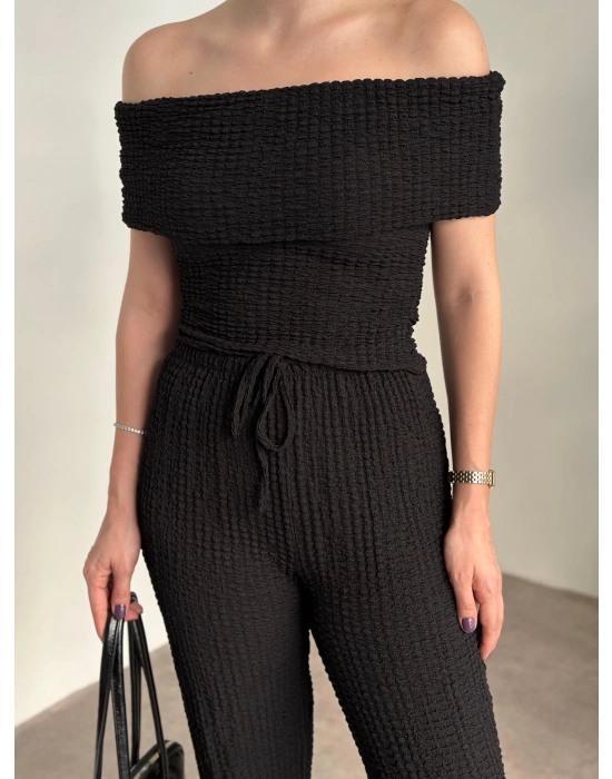 Madonna yaka gofre kumaş takım siyah