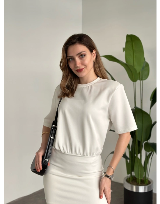 Marka Model Vatkalı İthal Sandy Kumaş Elbise Beyaz