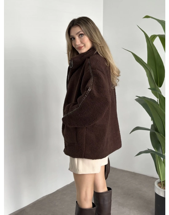 Oversize biye detaylı peluş mont kahve