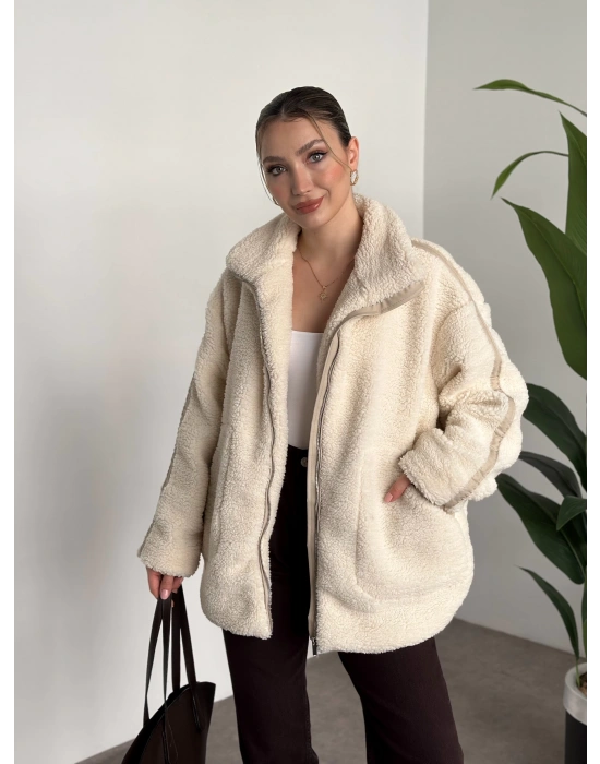 Oversize biye detaylı peluş mont krem