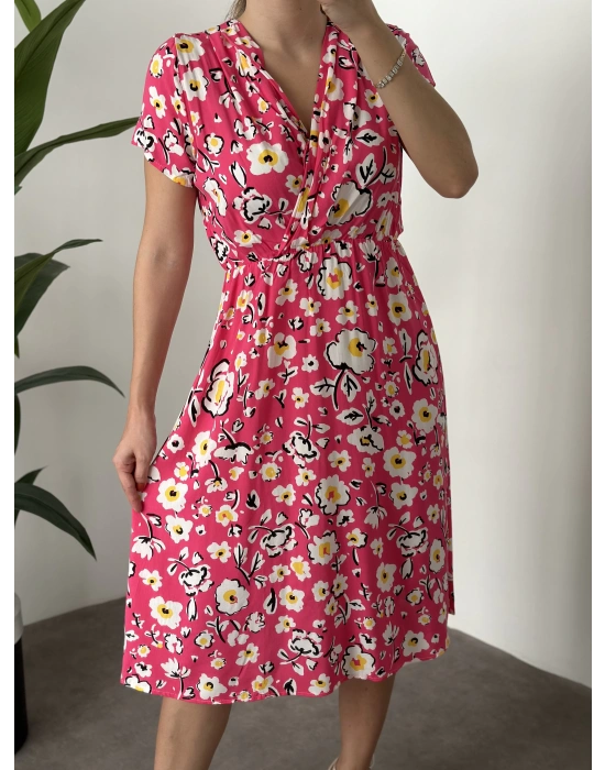 Papatyalı çiçekli kruvaze elbise fuşya