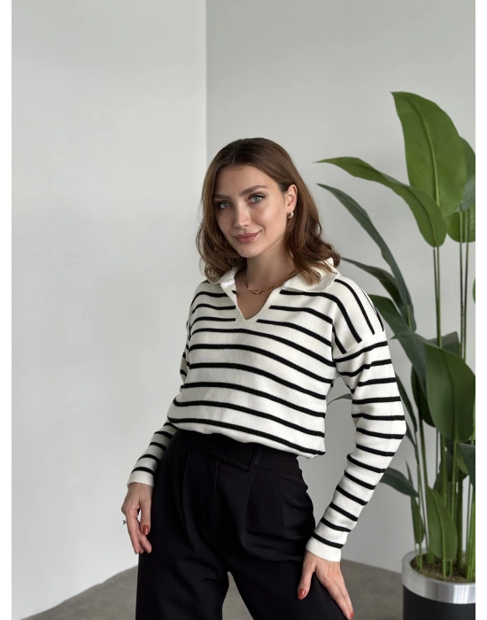 Polo Yaka Çizgili Triko Beyaz