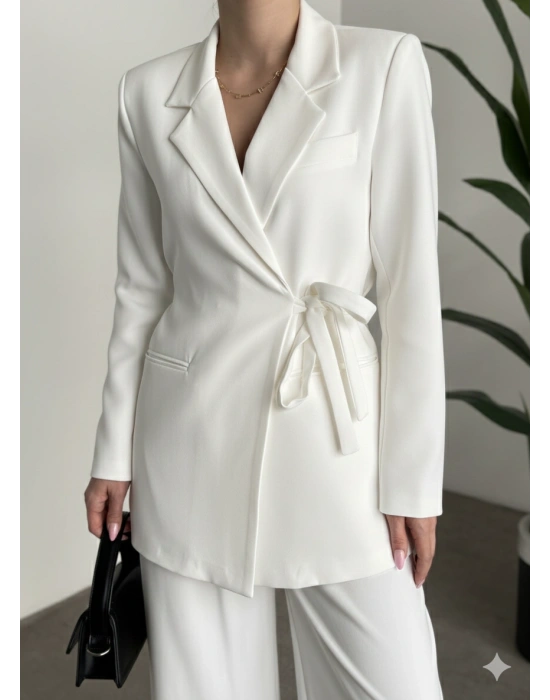 Premium yandan bağlama detaylı double kumaş takım beyaz