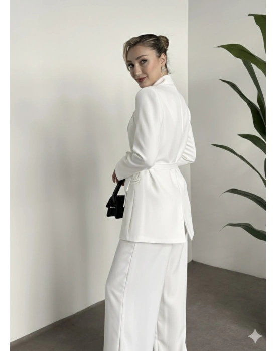 Premium yandan bağlama detaylı double kumaş takım beyaz