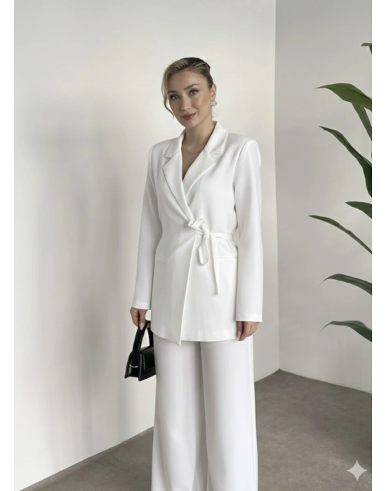 Premium yandan bağlama detaylı double kumaş takım beyaz