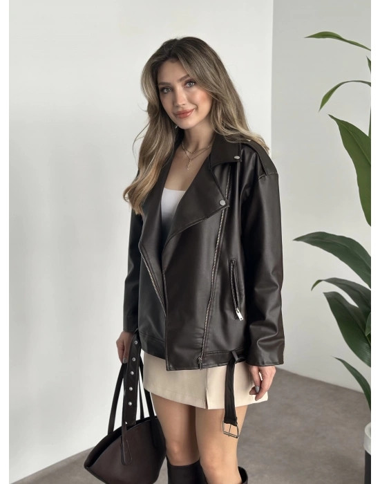 Rahat kesim astarlı çapraz fermuarlı deri mont kahve