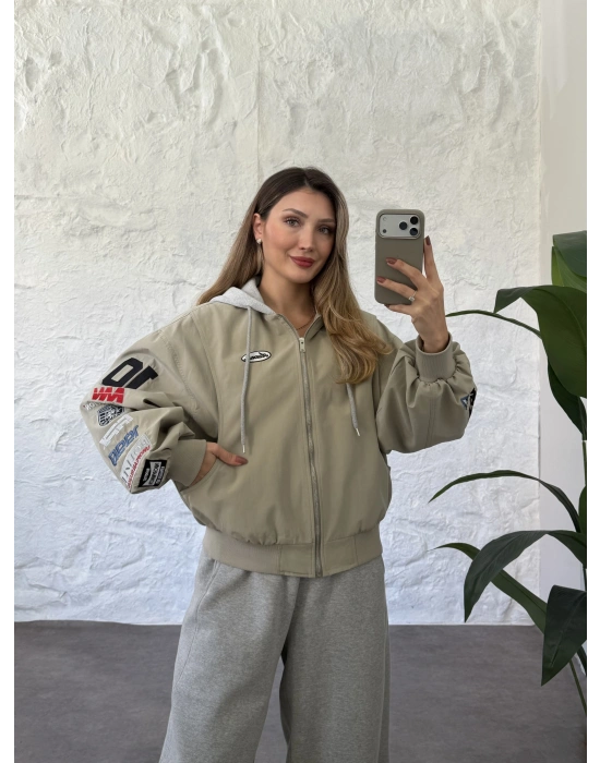Raven nakışlı bomber ceket yeşil