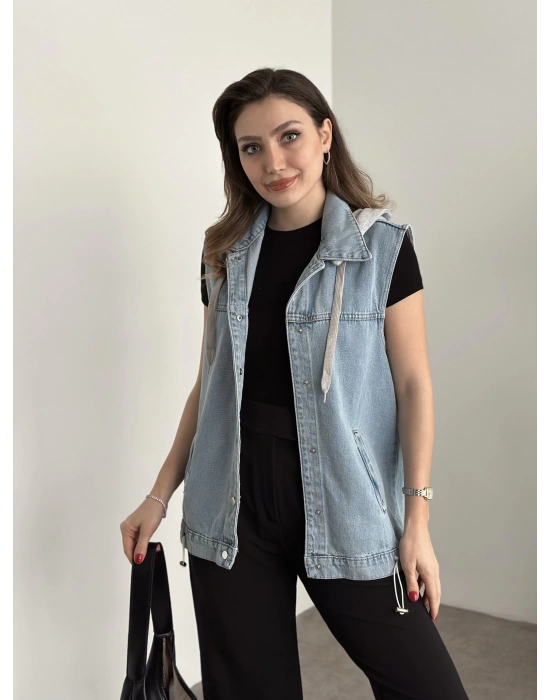 Şapkası çıkarılabilir denim yelek açık