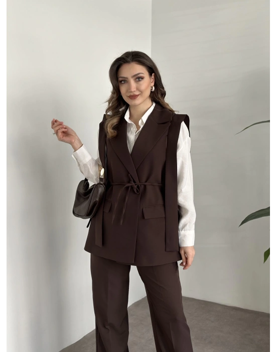 Sıfır kol belden bağlamalı kumaş takım kahve