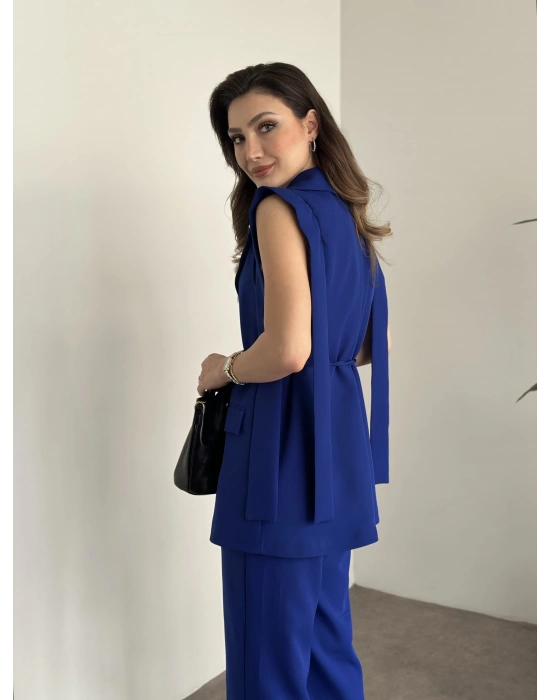 Sıfır kol belden bağlamalı kumaş takım saks mavisi