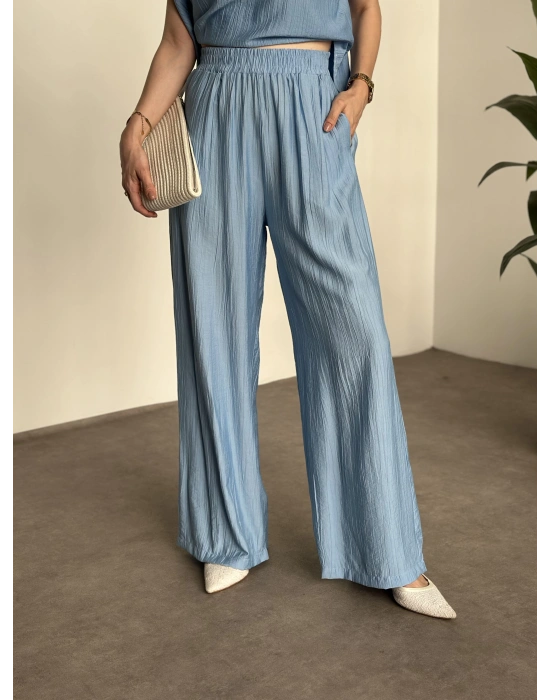 Sırtı bağlama dekolte detaylı tensel kumaş takım bebek mavisi