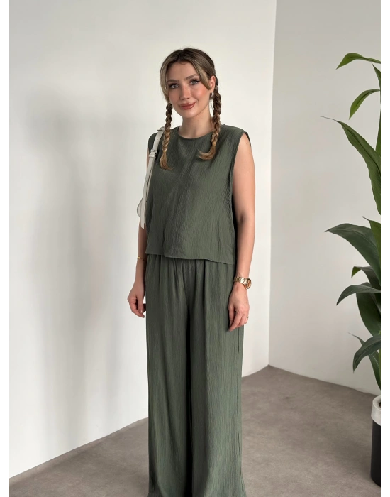 Sırtı bağlama dekolte detaylı tensel kumaş takım haki