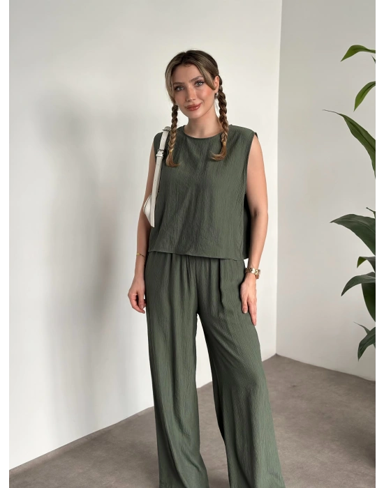 Sırtı bağlama dekolte detaylı tensel kumaş takım haki