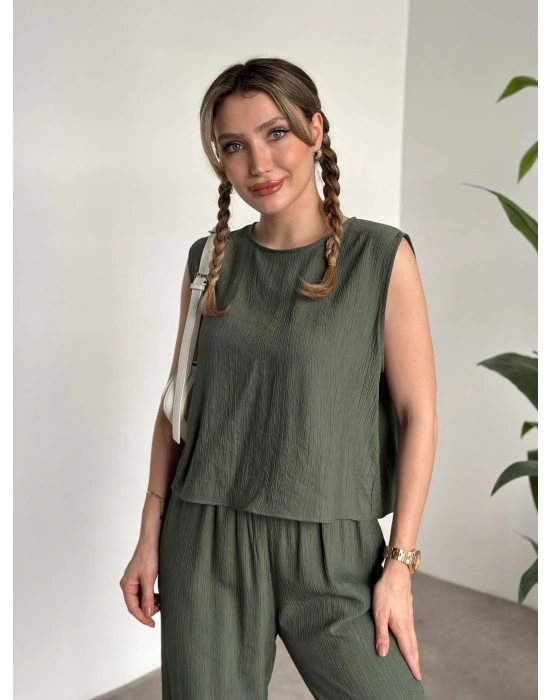 Sırtı bağlama dekolte detaylı tensel kumaş takım haki