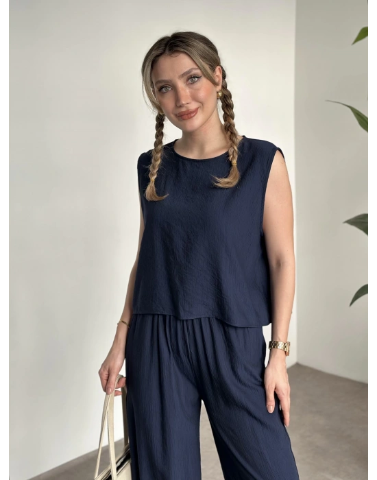 Sırtı bağlama dekolte detaylı tensel kumaş takım lacivert