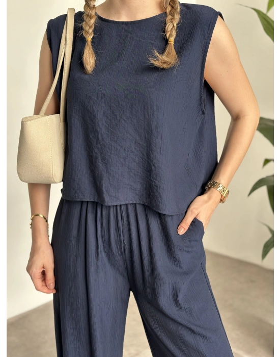 Sırtı bağlama dekolte detaylı tensel kumaş takım lacivert