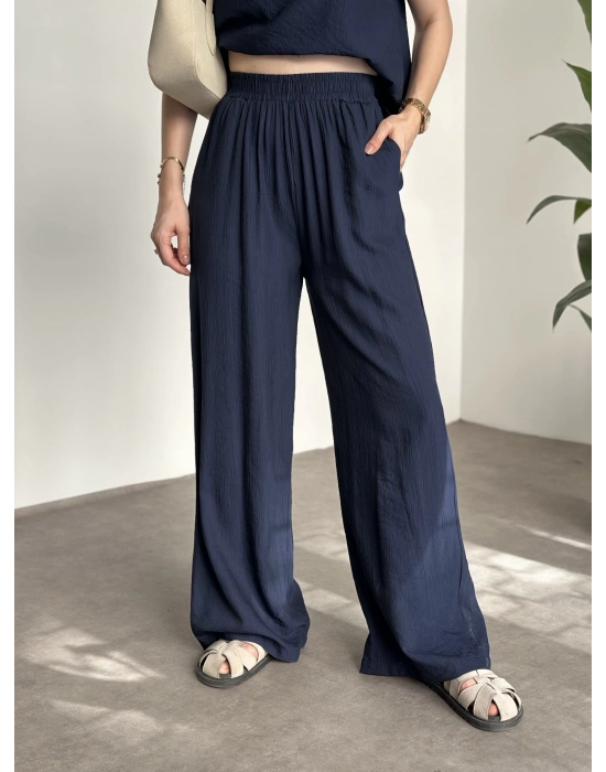 Sırtı bağlama dekolte detaylı tensel kumaş takım lacivert